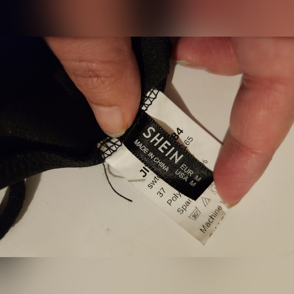 Black Cropped Corset Top with Silver Metal Hardware Enclosure - Picture 4 of 5